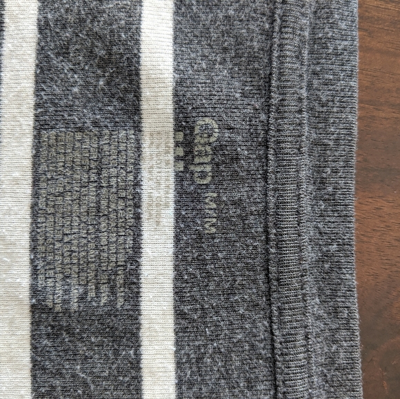Gap knit shirt - Picture 3 of 3
